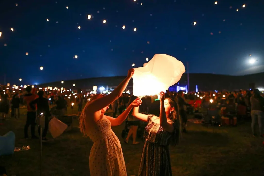 How to Celebrate a Lantern Festival